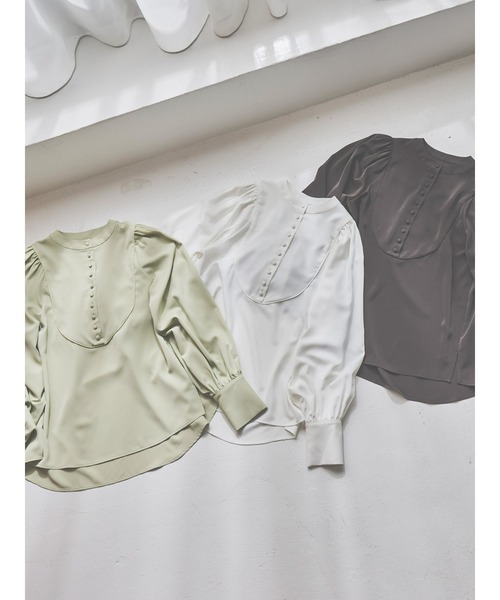 Te chichi（テチチ）の「【貴島明日香コラボ】ボリュームスリーブブザムブラウス（シャツ/ブラウス・レディース・チャコール/ブラック/オフホワイト/グリーン・ﾌﾘ-）」の12枚目の写真