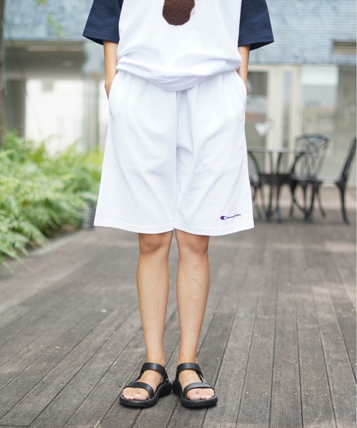 Champion（チャンピオン）の「【CHAMPION/チャンピオン】天竺ショートパンツ 　ＵＳＡコットン100％　ショーツ　サスティナブル　ワンポイントブランドロゴ刺繍（その他パンツ・メンズ・ホワイト/チャコールグレー/ブラック/ベージュ/ネイビー/杢グレー・MEDIUM/LARGE/X-LARGE/SMALL）」の20枚目の写真