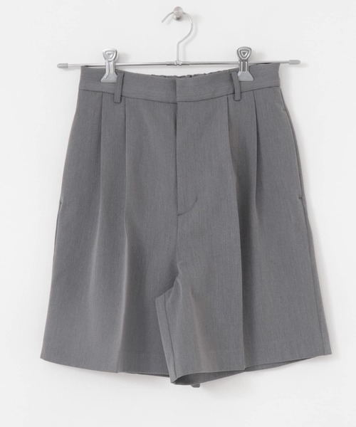 KBF（ケイビーエフ）の「ダブルタックショートパンツ（その他パンツ・レディース・ベージュ/ブラック/グレー・ONE）」の8枚目の写真