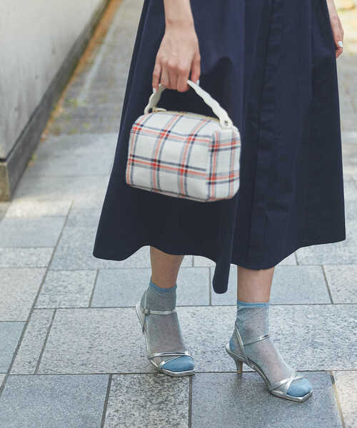 N.(N. Natural Beauty Basic)(エヌエヌナチュラルビューティーベーシック)の「◆サイドボタンベルトシャツワンピース(ワンピース・レディース・ネイビー/オフホワイト/ブルー・SMALL/MEDIUM)」の10枚目の写真