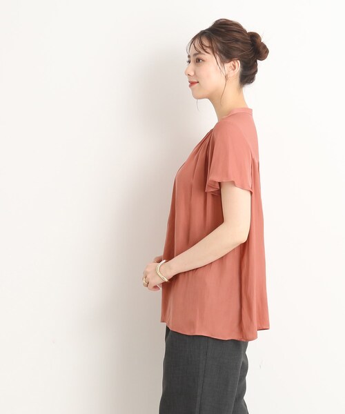 DRESKIP(ドレスキップ)の「◆【大人な夏の上品デザイン】サテンシャーリング使いブラウス(シャツ/ブラウス・レディース・ブラック系/ブルー/カーキ/オレンジ/ライトベージュ/ホワイト系3/ネイビー・03/04/02)」の13枚目の写真