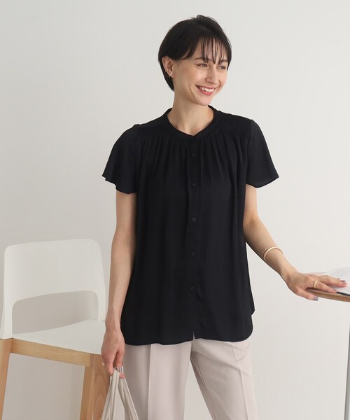 DRESKIP(ドレスキップ)の「◆【大人な夏の上品デザイン】サテンシャーリング使いブラウス(シャツ/ブラウス・レディース・ブラック系/ブルー/カーキ/オレンジ/ライトベージュ/ホワイト系3/ネイビー・03/04/02)」の8枚目の写真