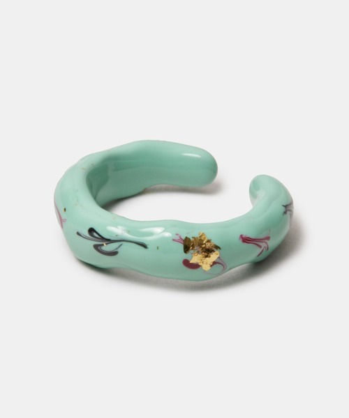 FOREVER 21(フォーエバー トゥエンティーワン)の「カラーペイントリング(リング・レディース・ブラック/グリーン/ネイビー/ブルー/グリーン系その他/ホワイト系その他・FREE)」の1枚目の写真