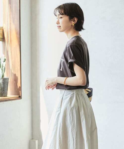 URBAN RESEARCH(アーバンリサーチ)の「ソフトコットンロゴTシャツ(Tシャツ/カットソー・レディース・ブラウン/グリーン/ホワイト系その他・FREE)」の18枚目の写真