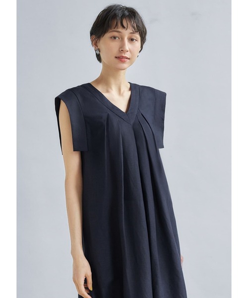 STYLE DELI(スタイルデリ)の「ショルダーカバータックワンピース(ワンピース・レディース・ネイビー/ブルー・01/02)」の10枚目の写真
