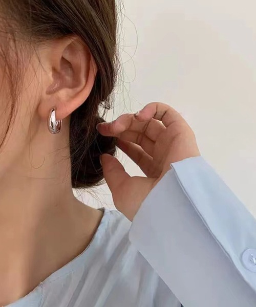 ARCHIVER（アーカイバ）の「【Bz】ボリュームリングミニフープピアス/ペア(RZ)（ピアス（両耳用）・メンズ・シルバー/ゴールド・FREE）」の2枚目の写真