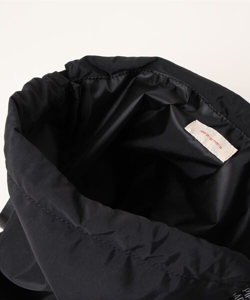 repipi armario(レピピ アルマリオ)の「ナイロンミニナップサック(バックパック/リュック・キッズ・その他/グレー/ブラック・FREE)」の20枚目の写真