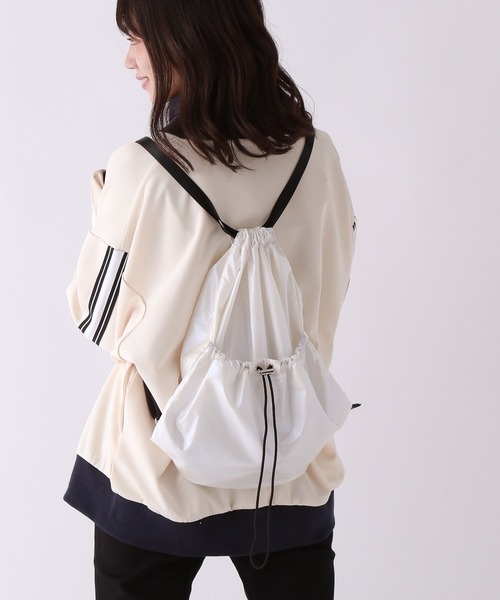 repipi armario(レピピ アルマリオ)の「ナイロンミニナップサック(バックパック/リュック・キッズ・その他/グレー/ブラック・FREE)」の1枚目の写真