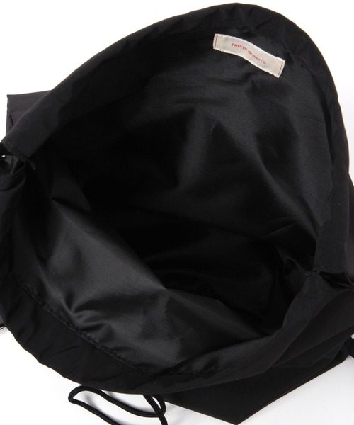 repipi armario(レピピ アルマリオ)の「ナイロンミニナップサック(バックパック/リュック・キッズ・その他/グレー/ブラック・FREE)」の10枚目の写真