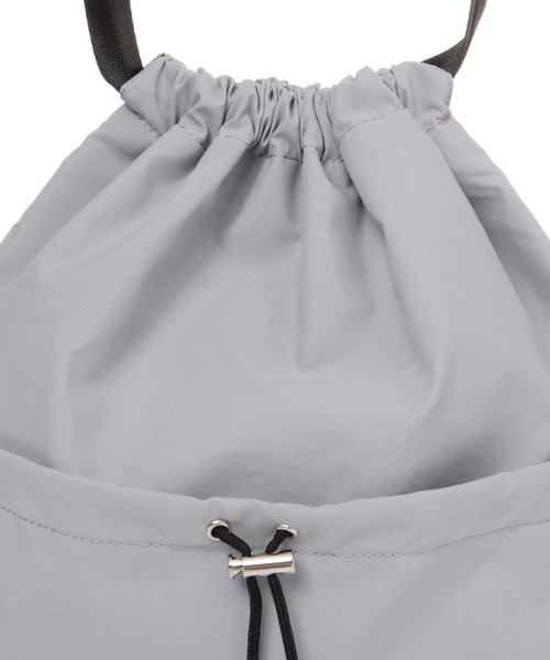 repipi armario(レピピ アルマリオ)の「ナイロンミニナップサック(バックパック/リュック・キッズ・その他/グレー/ブラック・FREE)」の14枚目の写真