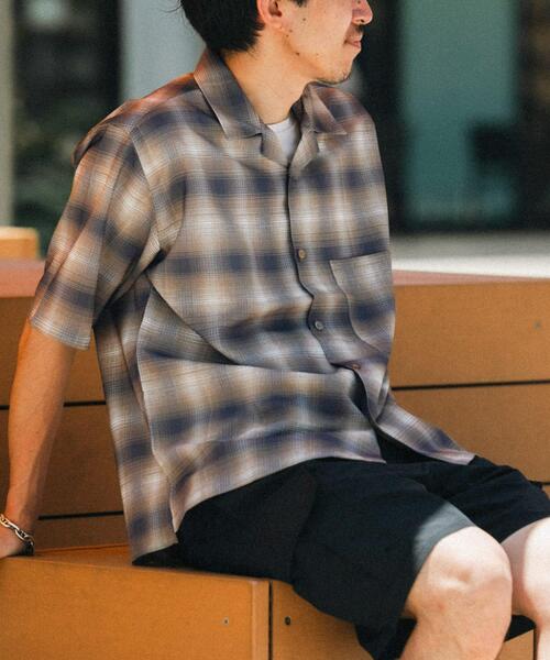 ITEMS URBANRESEARCH(アイテムズ アーバンリサーチ)の「ライトシアーチェック オープンカラー半袖シャツ(シャツ/ブラウス・メンズ・ベージュ/イエロー/ブルー・MEDIUM/LARGE)」の2枚目の写真