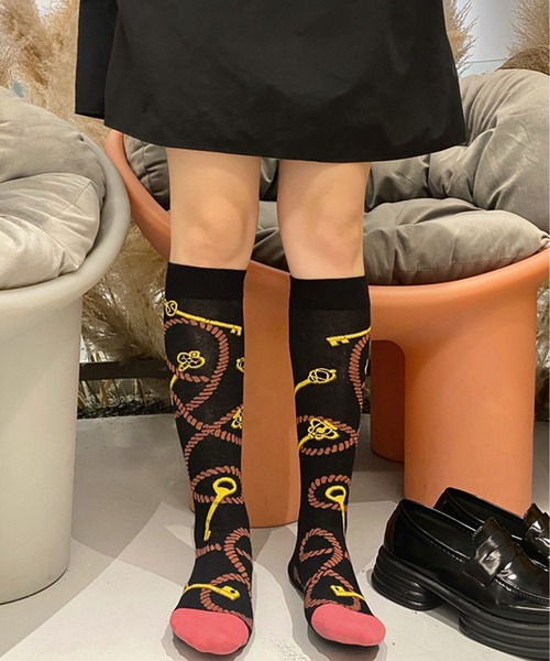 Chick（チック）の「▲総柄ミディソックス（ソックス/靴下・レディース・ブラック系その他2/ベージュ系その他/ブラック系その他3/ブラック系その他・FREE）」の8枚目の写真