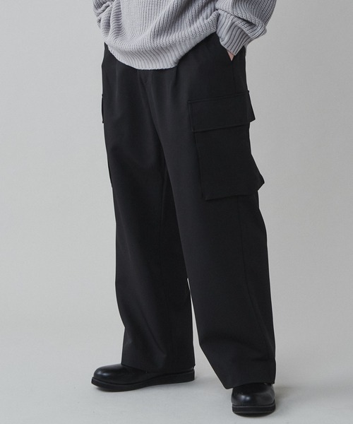 LUCY(ルーシー)の「LUCY/【セットアップ対応】トロミ ルーズカーゴスラックス(カーゴパンツ・メンズ・ブルー系その他/ブラック/ブラウン・MEDIUM/LARGE)」の2枚目の写真