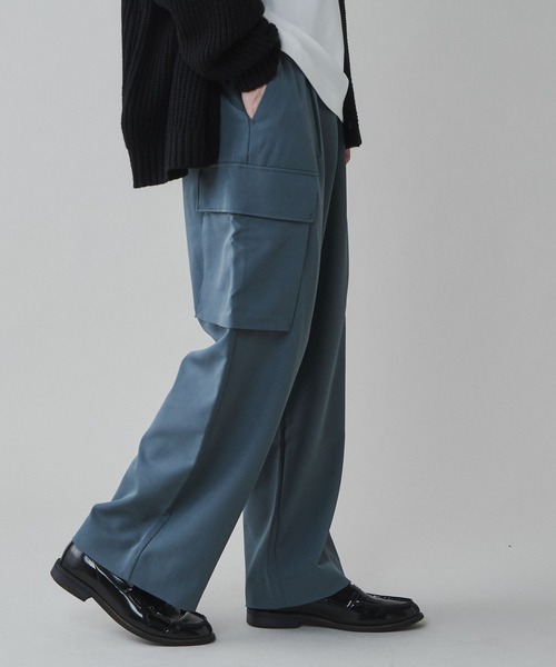 LUCY(ルーシー)の「LUCY/【セットアップ対応】トロミ ルーズカーゴスラックス(カーゴパンツ・メンズ・ブルー系その他/ブラック/ブラウン・MEDIUM/LARGE)」の19枚目の写真