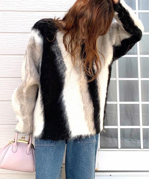 Q（キュー）の「ドローイングシャギーニット（ニット/セーター・レディース・ブルー系/ブラック系・MEDIUM）」の21枚目の写真