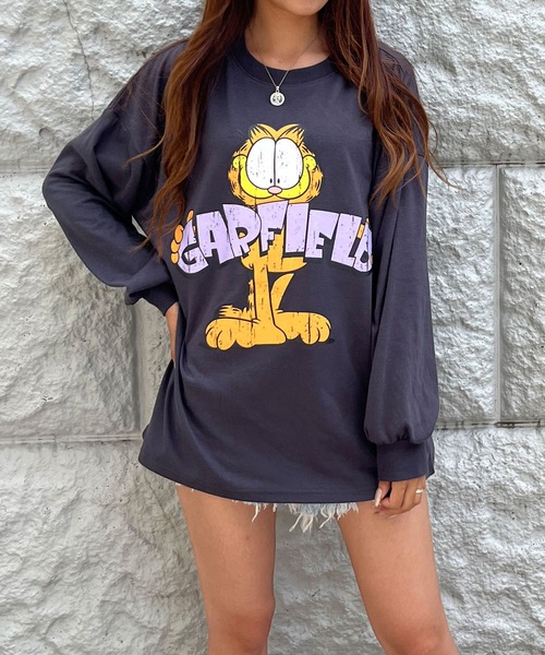 GLAMOROUS JANE(グラマラスジェーン)の「GARFIELDバックプリントロンT(Tシャツ/カットソー・レディース・ブラック/チャコールグレー/オフホワイト・FREE)」の1枚目の写真