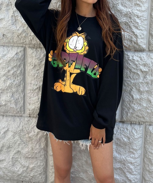 GLAMOROUS JANE(グラマラスジェーン)の「GARFIELDバックプリントロンT(Tシャツ/カットソー・レディース・ブラック/チャコールグレー/オフホワイト・FREE)」の4枚目の写真