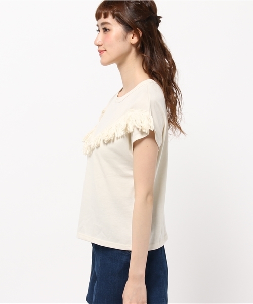 Chico（チコ）の「フリンジTOPS（Tシャツ/カットソー・レディース・ベージュ/モスグリーン/ホワイト/グレー/ブラック・FREE）」の8枚目の写真