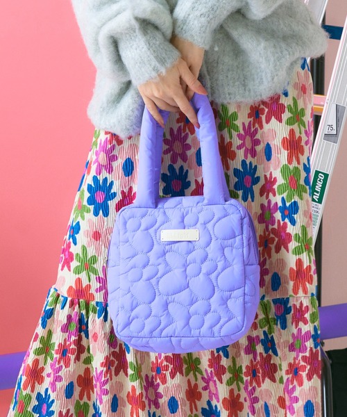 ELLEgirl（エルガール）の「フラワーキルトスクエアミニトート【ELLEgirl/エル ガール】（ハンドバッグ・レディース・パープル/ブラック/ライトグリーン・FREE）」の3枚目の写真