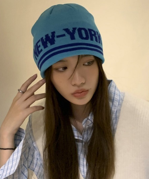 Vipoa（ヴィポア）の「NEW YORK ロゴジャガードニットキャップ（ニットキャップ/ビーニー・レディース・ベージュ/ホワイト/ピンク/ブルー/アイボリー/ブラック・FREE）」の6枚目の写真