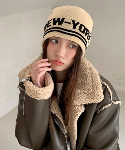 Vipoa（ヴィポア）の「NEW YORK ロゴジャガードニットキャップ（ニットキャップ/ビーニー・レディース・ベージュ/ホワイト/ピンク/ブルー/アイボリー/ブラック・FREE）」の3枚目の写真