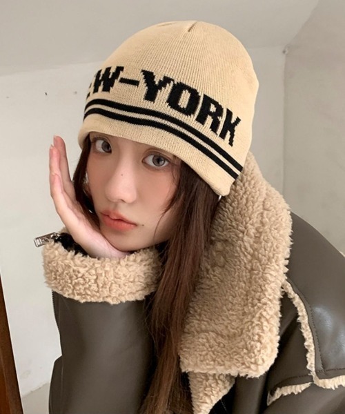 Vipoa（ヴィポア）の「NEW YORK ロゴジャガードニットキャップ（ニットキャップ/ビーニー・レディース・ベージュ/ホワイト/ピンク/ブルー/アイボリー/ブラック・FREE）」の7枚目の写真