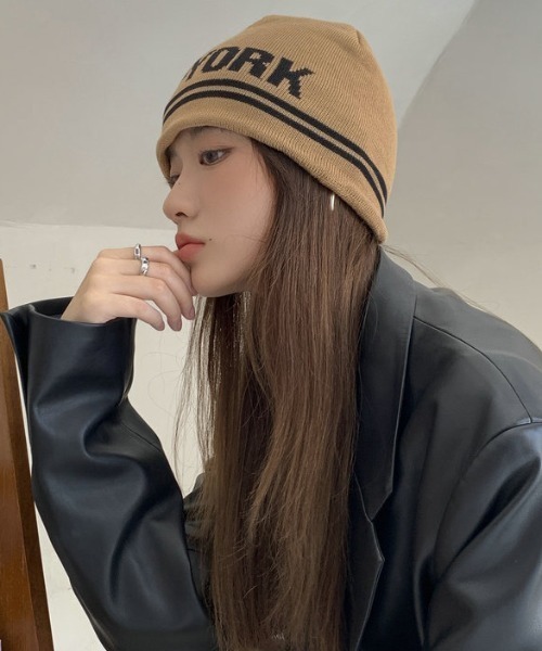 Vipoa（ヴィポア）の「NEW YORK ロゴジャガードニットキャップ（ニットキャップ/ビーニー・レディース・ベージュ/ホワイト/ピンク/ブルー/アイボリー/ブラック・FREE）」の12枚目の写真