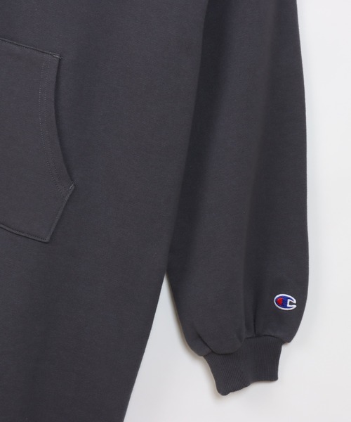 Champion（チャンピオン）の「【Champion/チャンピオン】キッズ スクールサイズ フーデッドスウェットワンピース（ワンピース・キッズ・キャメル/チャコール/オートミール・150/160）」の12枚目の写真