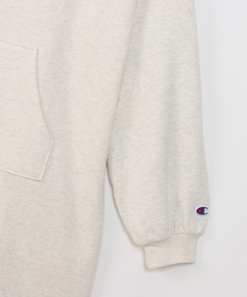 Champion（チャンピオン）の「【Champion/チャンピオン】キッズ スクールサイズ フーデッドスウェットワンピース（ワンピース・キッズ・キャメル/チャコール/オートミール・150/160）」の21枚目の写真