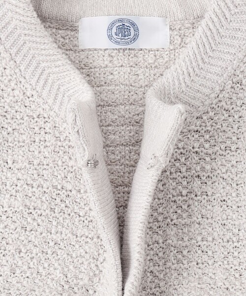 J.PRESS(ジェイプレス)の「【WEB限定カラーあり・洗える】TWEED ニット ジャケット(ノーカラージャケット・レディース・ブラック系5/ネイビー系5/ホワイト系5/ライトグレー系5・LARGE/MEDIUM)」の5枚目の写真