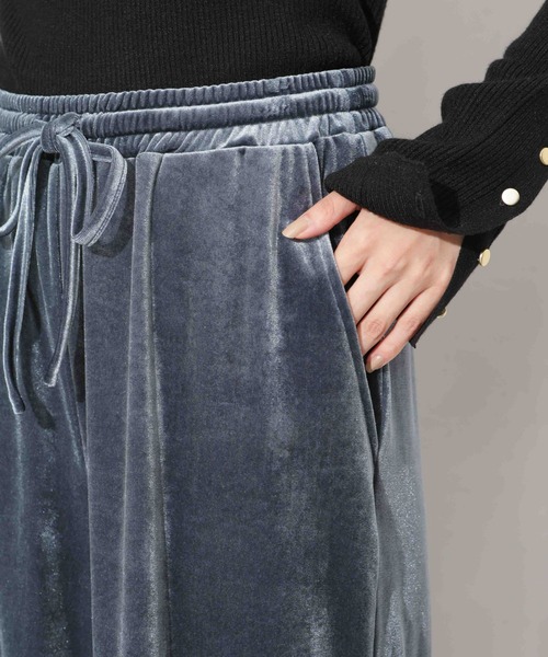 NANO universe（ナノユニバース）の「ベロアイージーパンツ（その他パンツ・レディース・ベージュ/ブルーグレー/ブラック・FREE）」の20枚目の写真