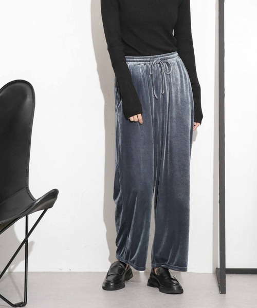 NANO universe（ナノユニバース）の「ベロアイージーパンツ（その他パンツ・レディース・ベージュ/ブルーグレー/ブラック・FREE）」の10枚目の写真