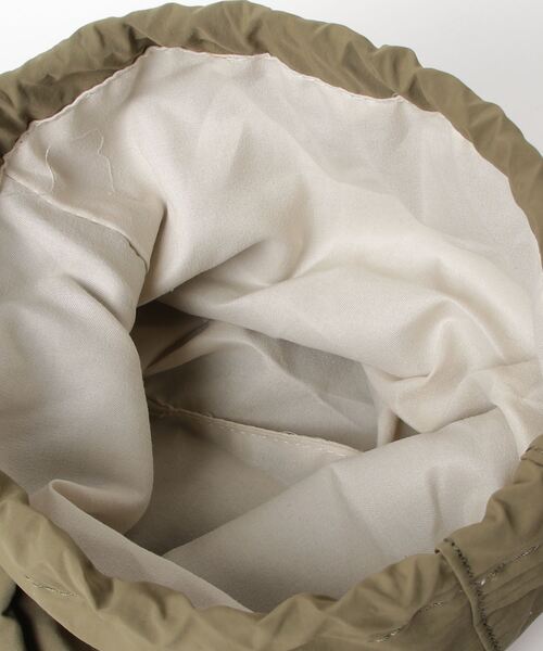 MAISON BREEZE（メゾンブリーズ）の「【MAISON BREEZE】ドローストリングミニショルダーバッグ KNF036（ショルダーバッグ・レディース・ベージュ/カーキ/ブラック・FREE）」の12枚目の写真