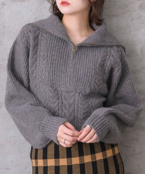 RETRO GIRL(レトロガール)の「ケーブルハーフジップニット(ニット/セーター・レディース・ダークグレー/ピンク/オフホワイト・FREE)」の1枚目の写真
