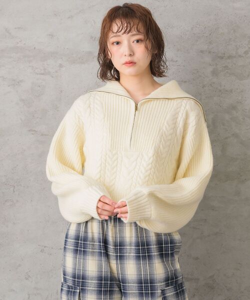 RETRO GIRL(レトロガール)の「ケーブルハーフジップニット(ニット/セーター・レディース・ダークグレー/ピンク/オフホワイト・FREE)」の5枚目の写真