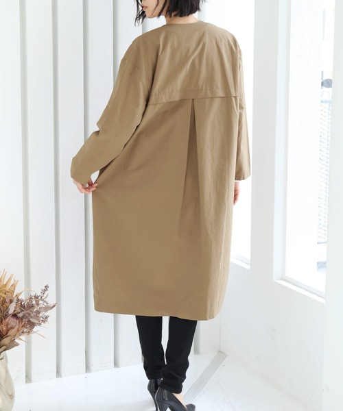 Filomo（フィローモ）の「[Filomo]ノーカラーコートロング撥水（ノーカラーコート・レディース・ブラック/キャメル・L/M）」の9枚目の写真