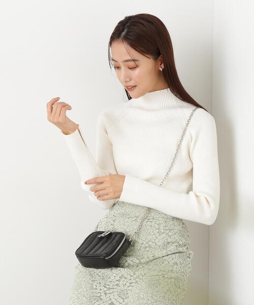 N.（N. Natural Beauty Basic）（エヌエヌナチュラルビューティーベーシック）の「◆スリットカフハイネックニット（ニット/セーター・レディース・ブルー/オフホワイト/ブラック/ライトグレー・MEDIUM）」の20枚目の写真