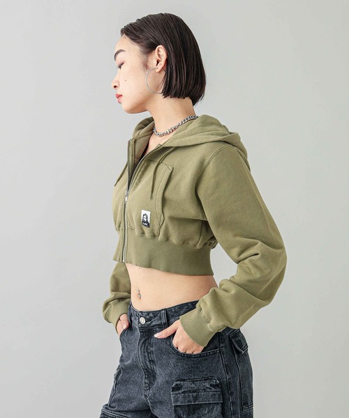 X-girl(エックスガール)の「FACE COMPACT ZIP UP HOODIE(パーカー・レディース・ブラック/オリーブ/アッシュ・S/M)」の14枚目の写真