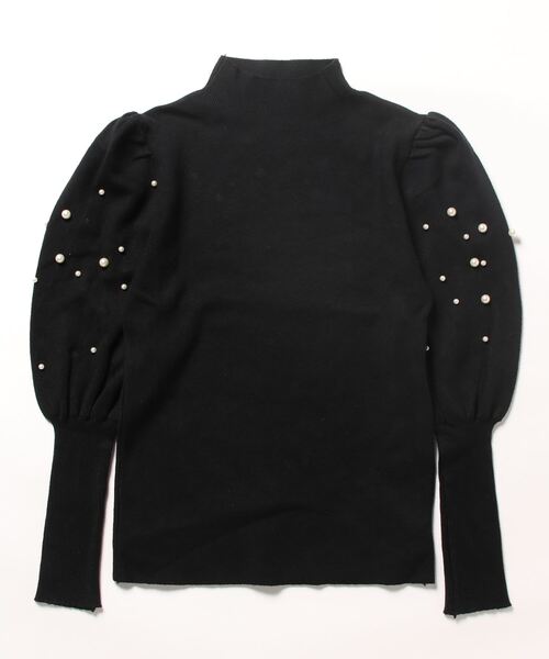 Achic(アシック)の「フェイクパールバルーン袖ニット(Tシャツ/カットソー・レディース・ホワイト/アイボリー/ブラック/ベージュ・M)」の9枚目の写真