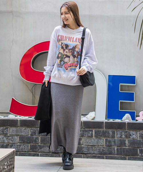 VICKY（ビッキー）の「【GREMLINS】フォトスウェット《洗濯機で洗える》（スウェット・レディース・オフホワイト/チャコールグレー/パープル・M）」の7枚目の写真
