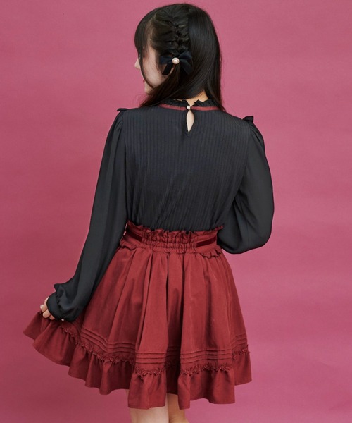 Secret Honey(シークレットハニー)の「Vヨークフリルテレコトップス(Tシャツ/カットソー・レディース・ブラック/オフホワイト・FREE)」の7枚目の写真