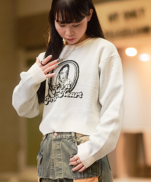 SPINNS（スピンズ）の「GIRLデザイン 12Gショート丈ジャガードニット