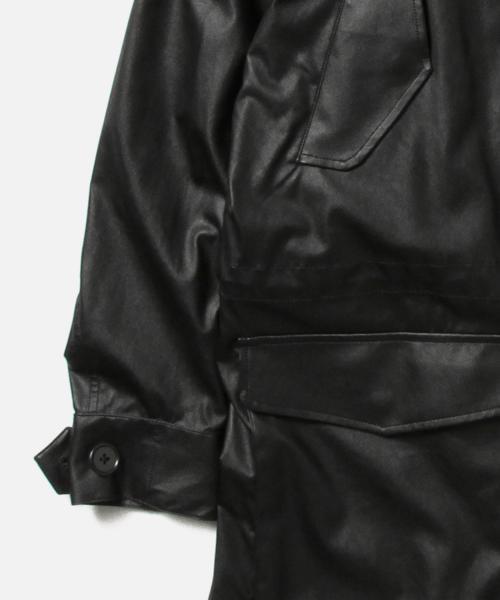 BEAMS(ビームス)の「VAPORIZE / フェイクレザー モッズコート(モッズコート・メンズ・ブラック/ホワイト・LARGE/MEDIUM)」の4枚目の写真