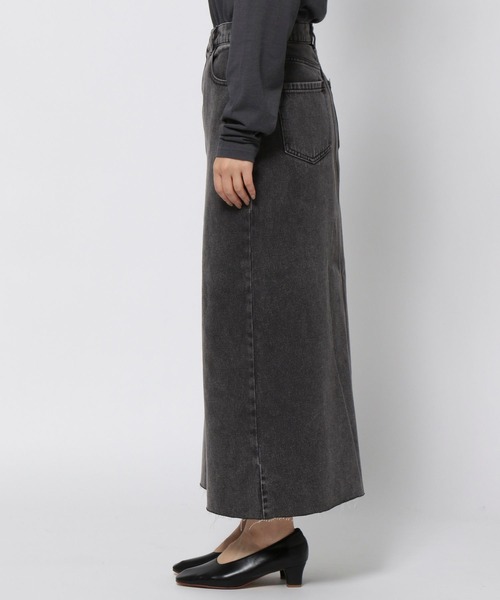 LEPSIM（レプシィム）の「丈変化デニムナロースカート　987462（スカート・レディース・インディゴブルー/ブラック系その他/ブルー系その他/スカイブルー・MEDIUM/LARGE）」の15枚目の写真