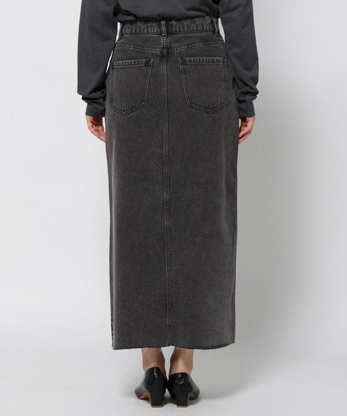 LEPSIM（レプシィム）の「丈変化デニムナロースカート　987462（スカート・レディース・インディゴブルー/ブラック系その他/ブルー系その他/スカイブルー・MEDIUM/LARGE）」の16枚目の写真