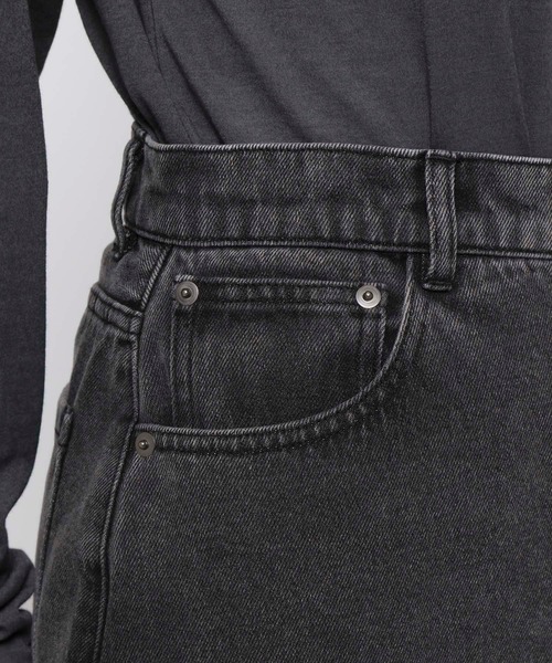 LEPSIM（レプシィム）の「丈変化デニムナロースカート　987462（スカート・レディース・インディゴブルー/ブラック系その他/ブルー系その他/スカイブルー・MEDIUM/LARGE）」の18枚目の写真