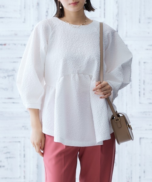 nissen(ニッセン)の「【販売終了】ジャガードペプラムブラウス(シャツ/ブラウス・レディース・オフホワイト/ベージュ・LL/L/M/S)」の4枚目の写真