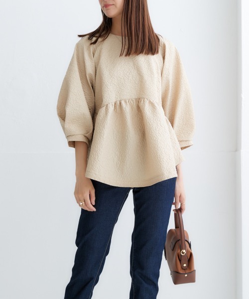 nissen(ニッセン)の「【販売終了】ジャガードペプラムブラウス(シャツ/ブラウス・レディース・オフホワイト/ベージュ・LL/L/M/S)」の11枚目の写真