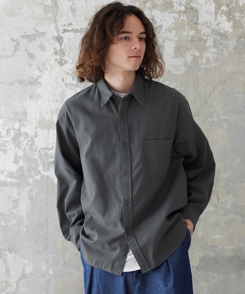 coca(coca)(コカ)の「メンズ オックスフォードシャツ(シャツ/ブラウス・メンズ・チャコール/アイボリー・M/L/XL)」の6枚目の写真