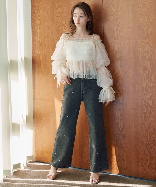 archives(アルシーヴ)の「【25ss】シャーリングオフショルチュールTOPS(シャツ/ブラウス・レディース・ブラック/アイボリー/グレー/モカ・MEDIUM)」の11枚目の写真